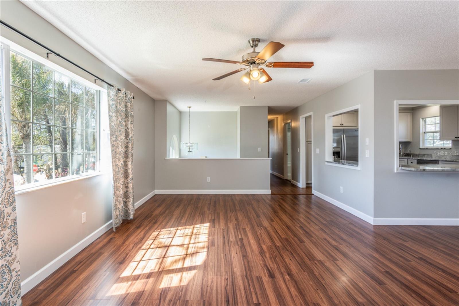 Image 20 of 50 For 1 Ryding Lane