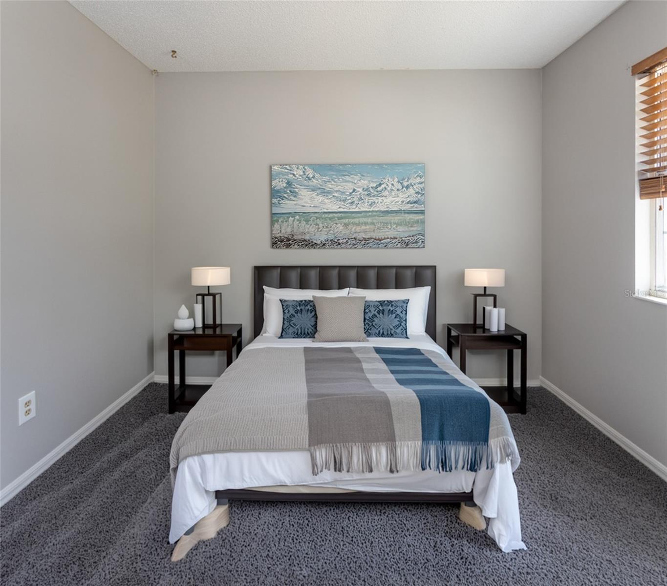 Image 25 of 50 For 1 Ryding Lane