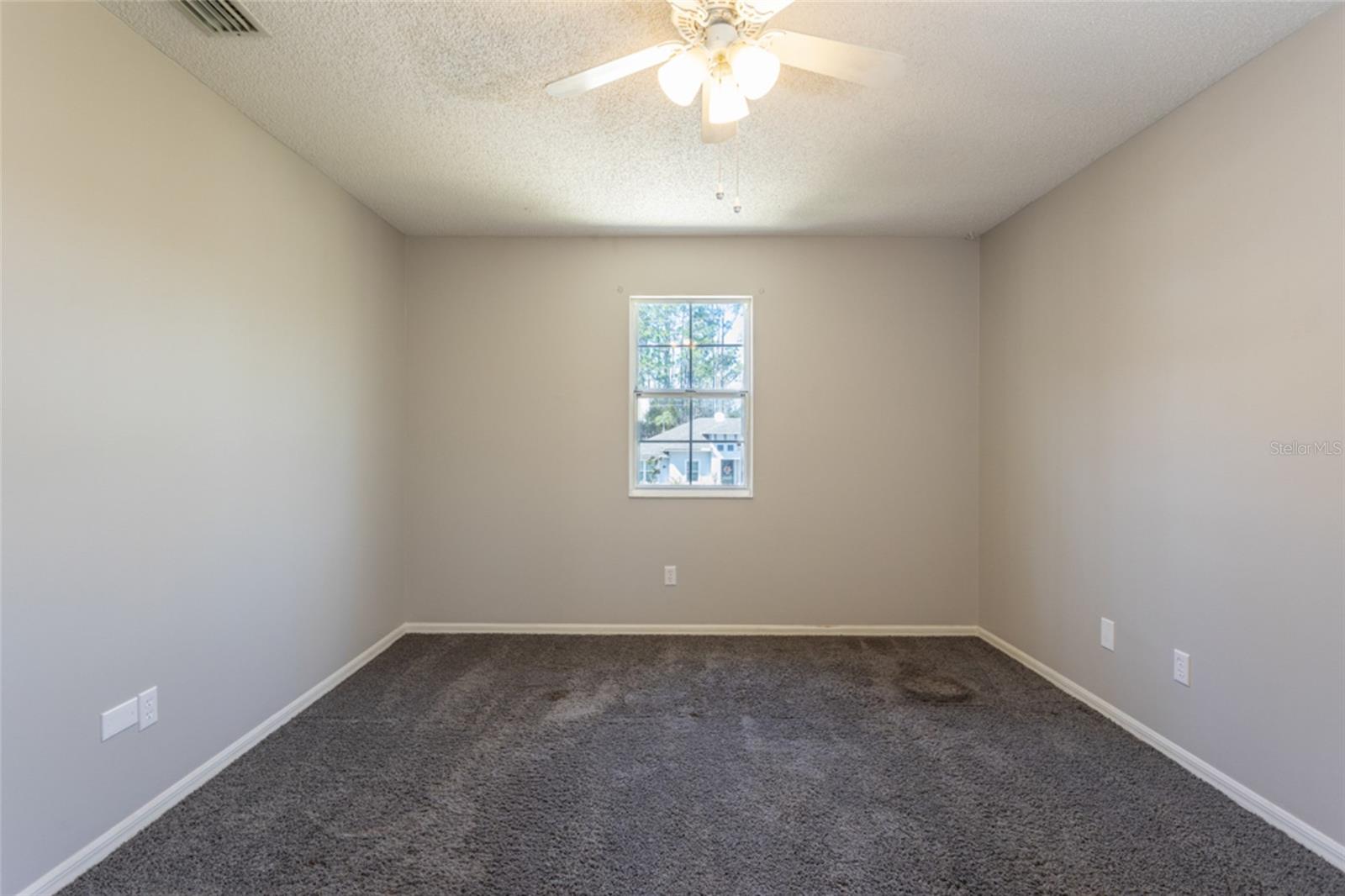 Image 33 of 50 For 1 Ryding Lane