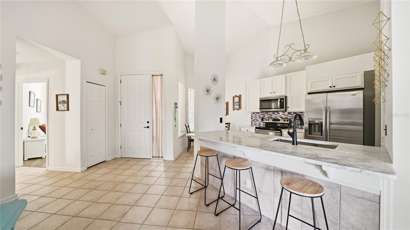 Image 11 of 53 For 705 Augusta Circle 705