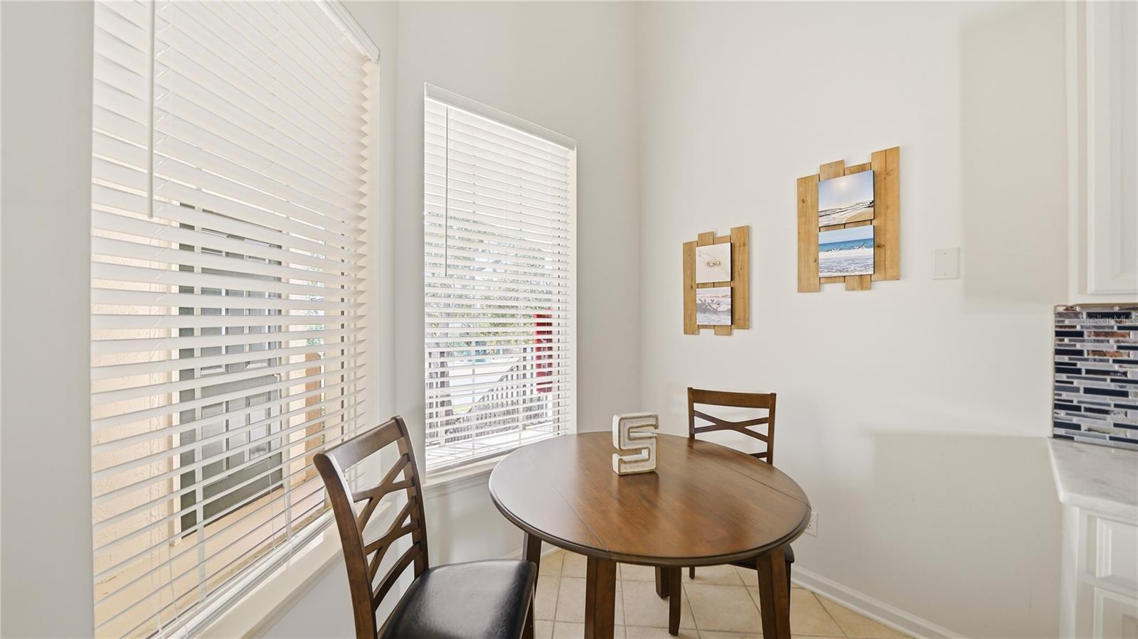 Image 15 of 53 For 705 Augusta Circle 705