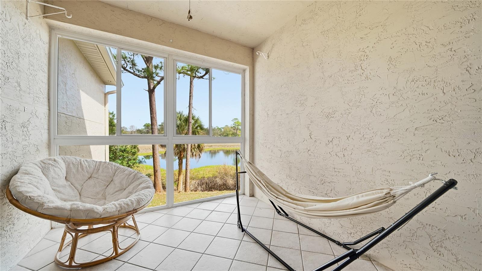 Image 18 of 53 For 705 Augusta Circle 705