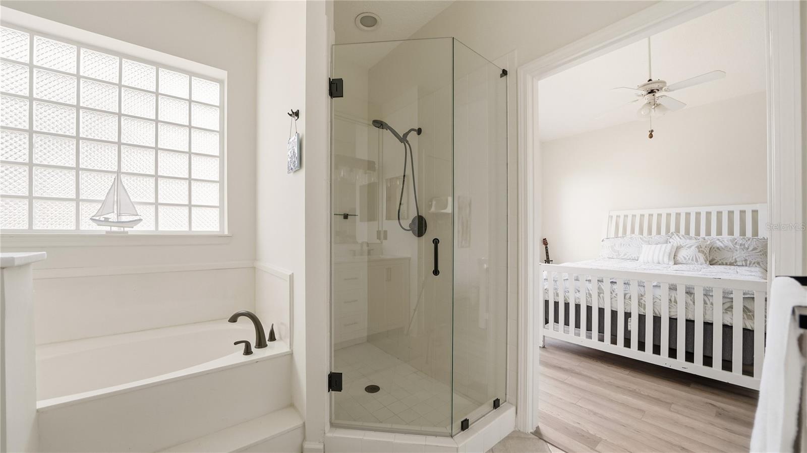 Image 23 of 53 For 705 Augusta Circle 705