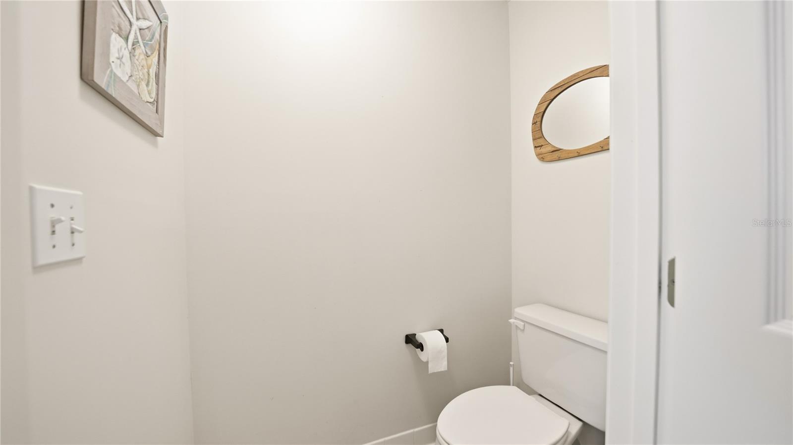 Image 24 of 53 For 705 Augusta Circle 705