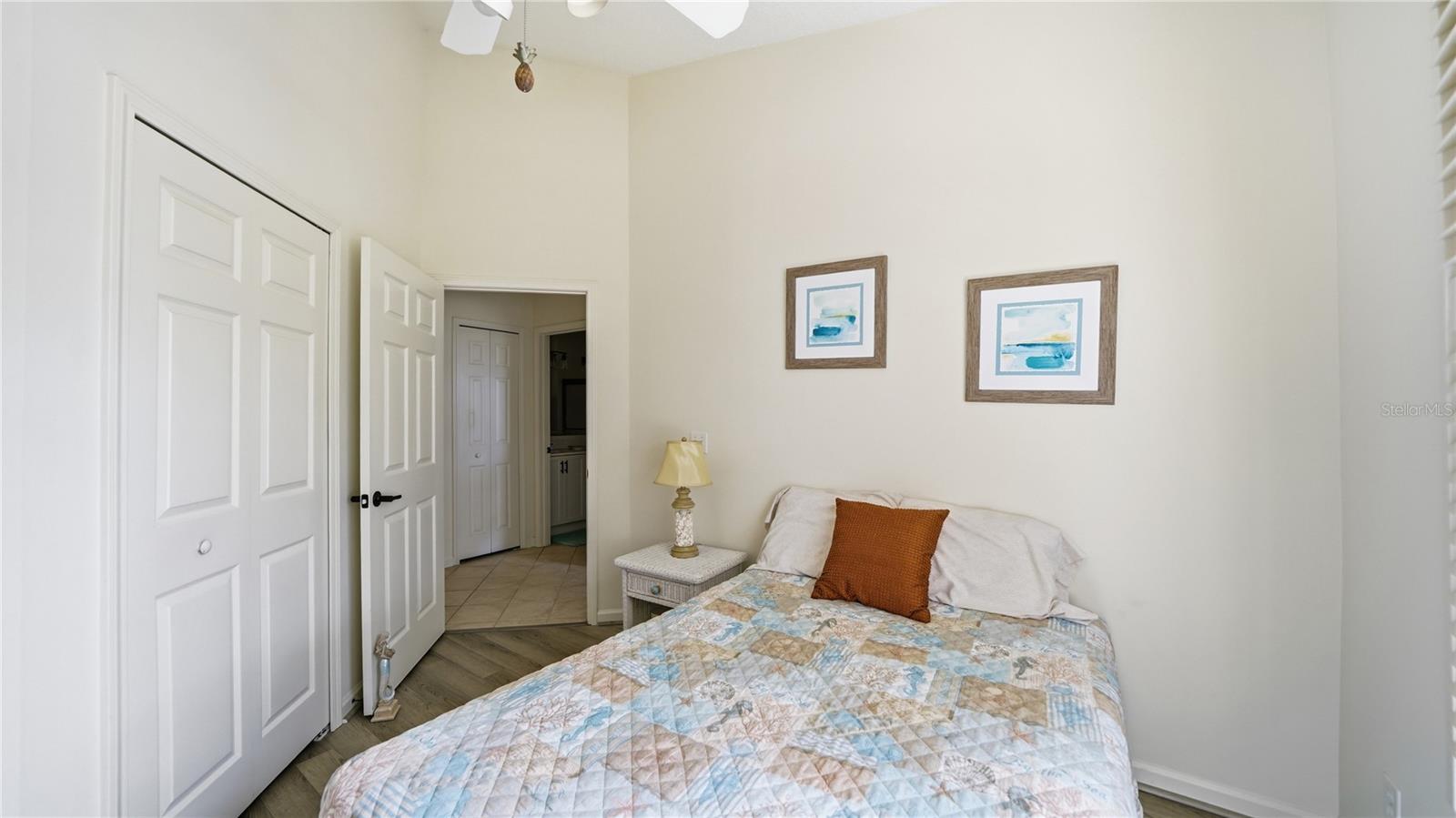 Image 29 of 53 For 705 Augusta Circle 705