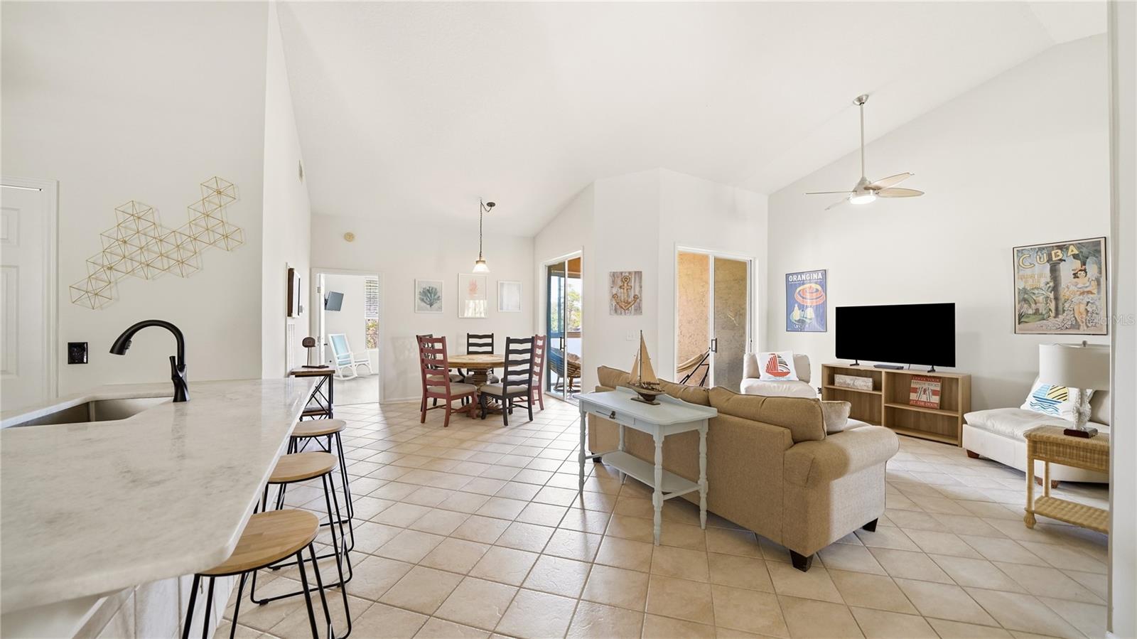 Image 3 of 53 For 705 Augusta Circle 705