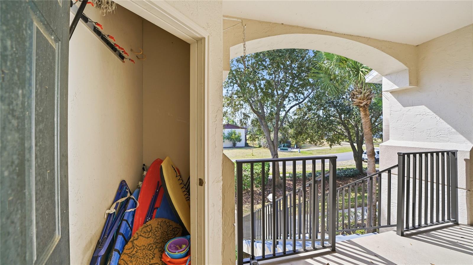 Image 35 of 53 For 705 Augusta Circle 705