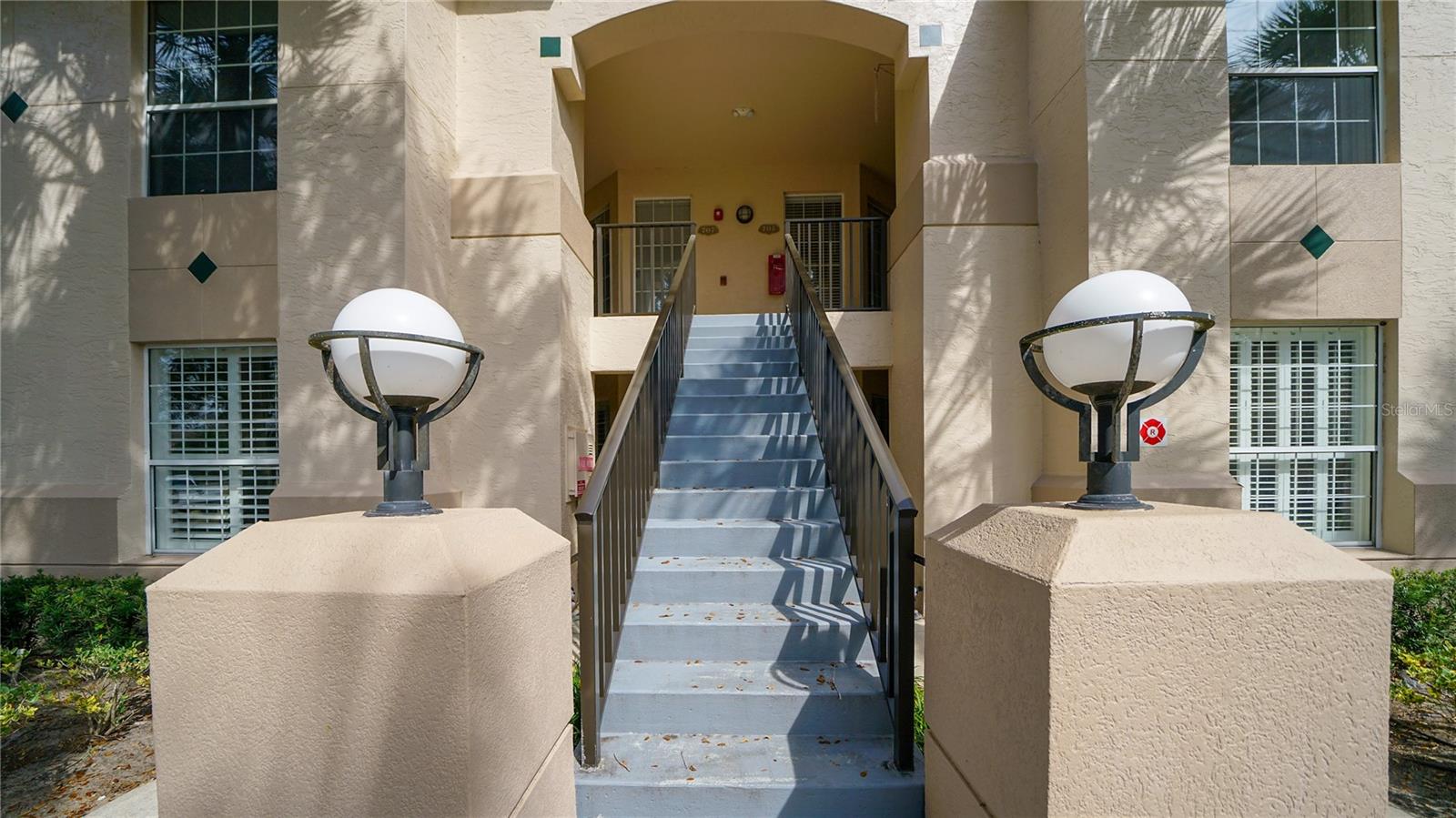 Image 39 of 53 For 705 Augusta Circle 705