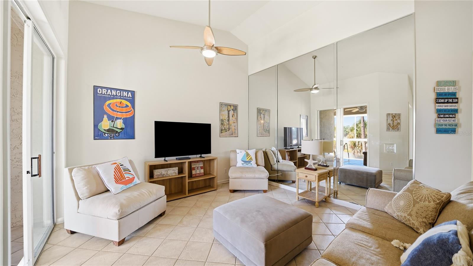 Image 5 of 53 For 705 Augusta Circle 705