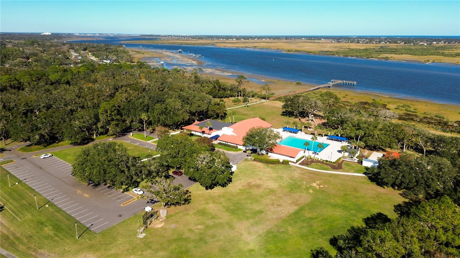 Image 52 of 53 For 705 Augusta Circle 705