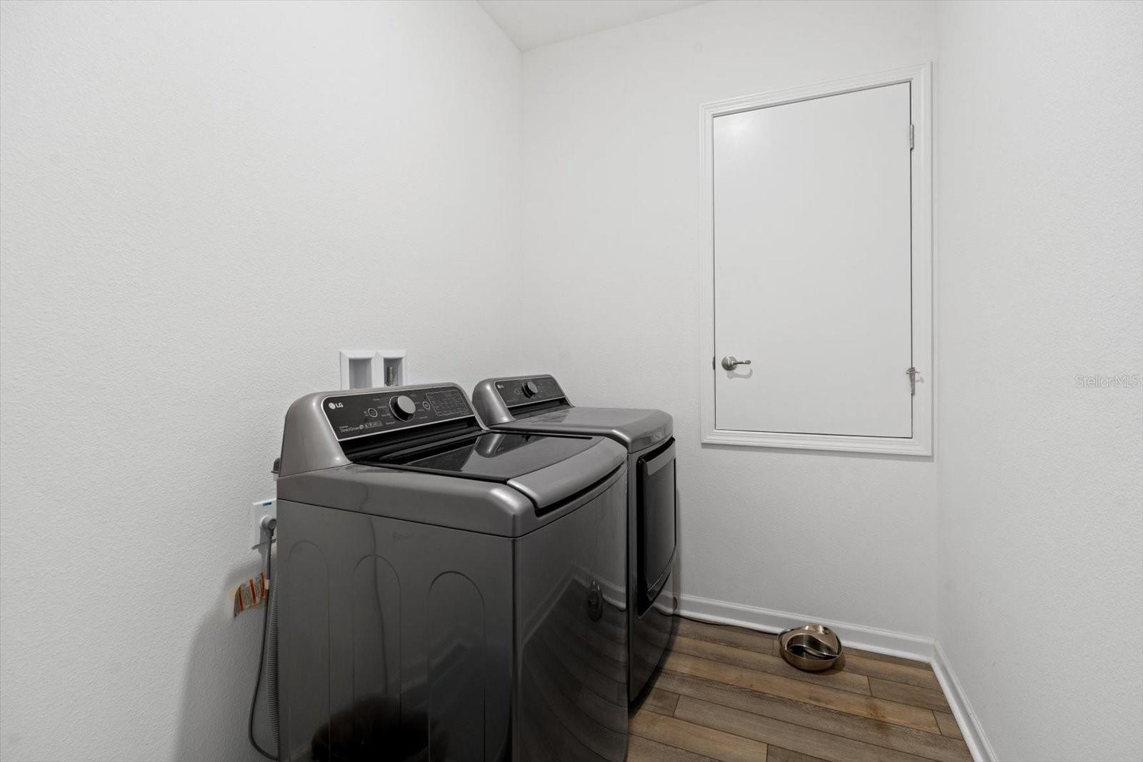 Image 16 of 31 For 33 Ridge Road