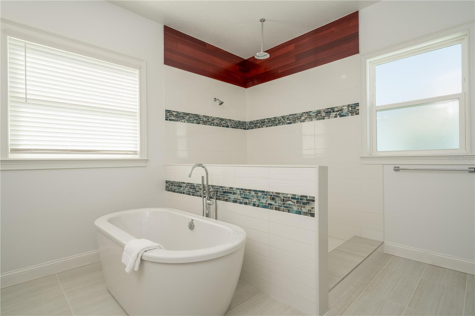 Image 13 of 84 For 55 Cinnamon Beach Way