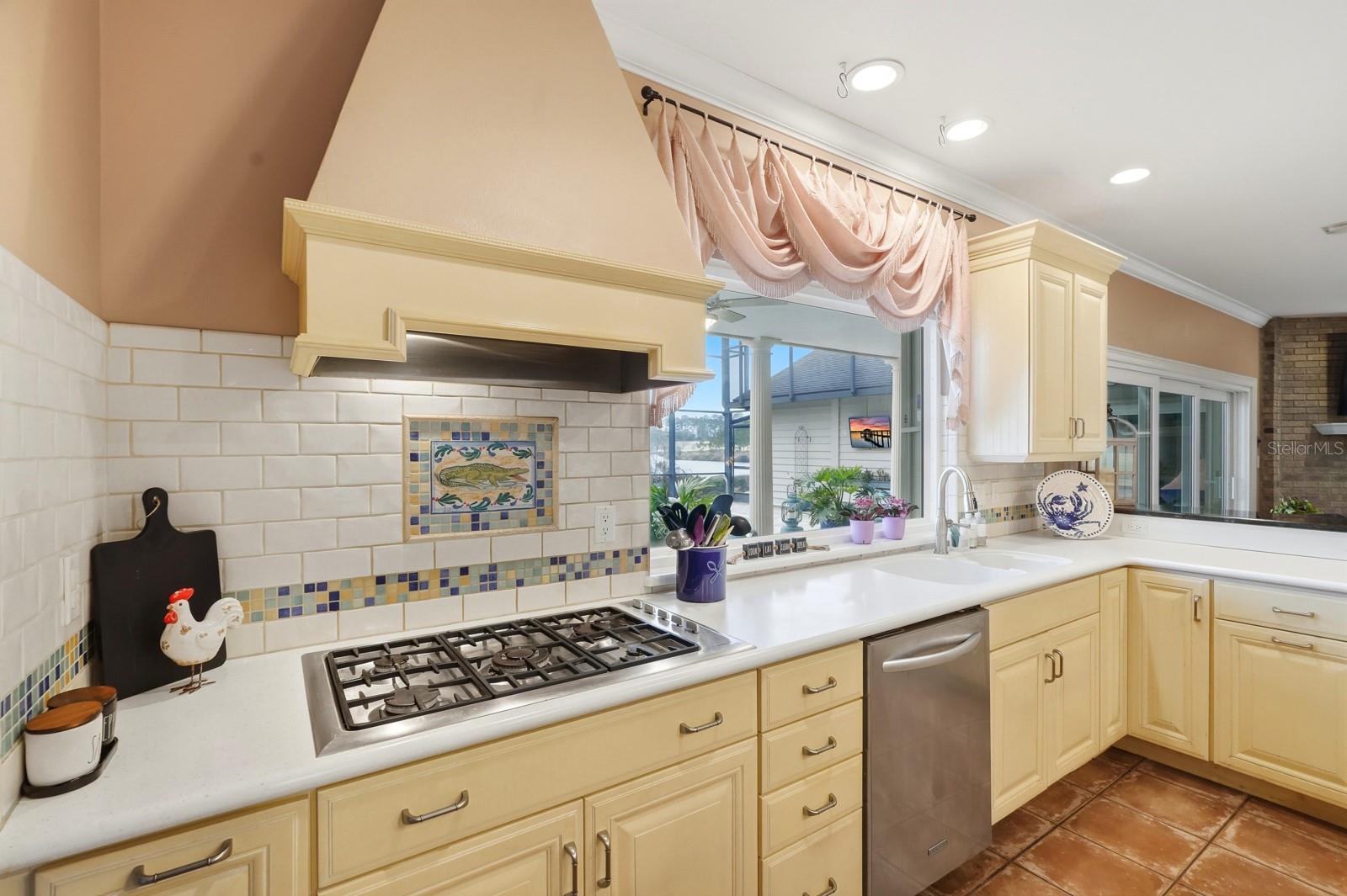 Image 20 of 92 For 10 Magnolia Lane S