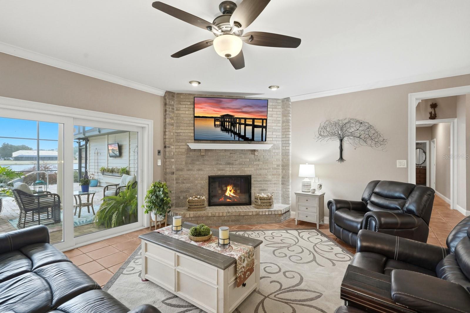 Image 32 of 92 For 10 Magnolia Lane S