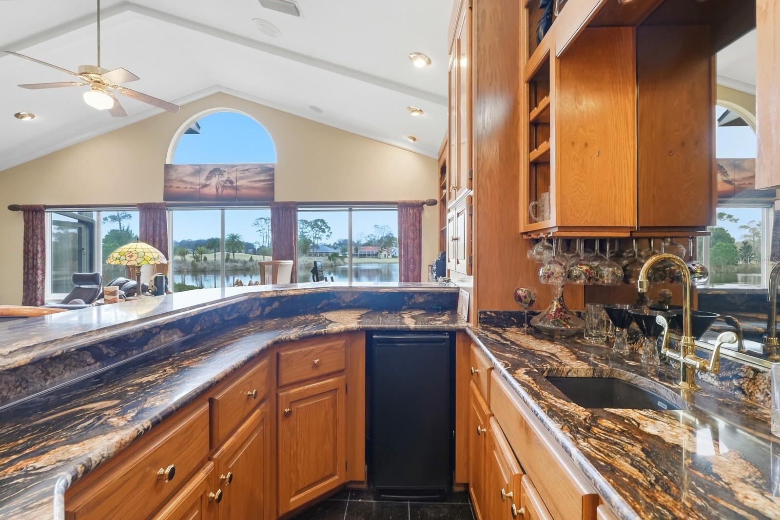 Image 42 of 92 For 10 Magnolia Lane S