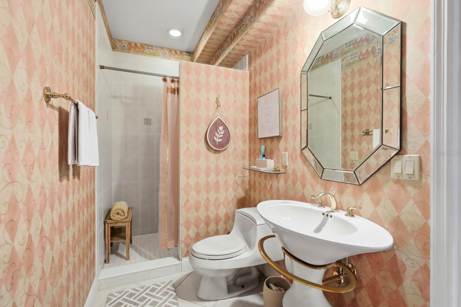 Image 50 of 92 For 10 Magnolia Lane S