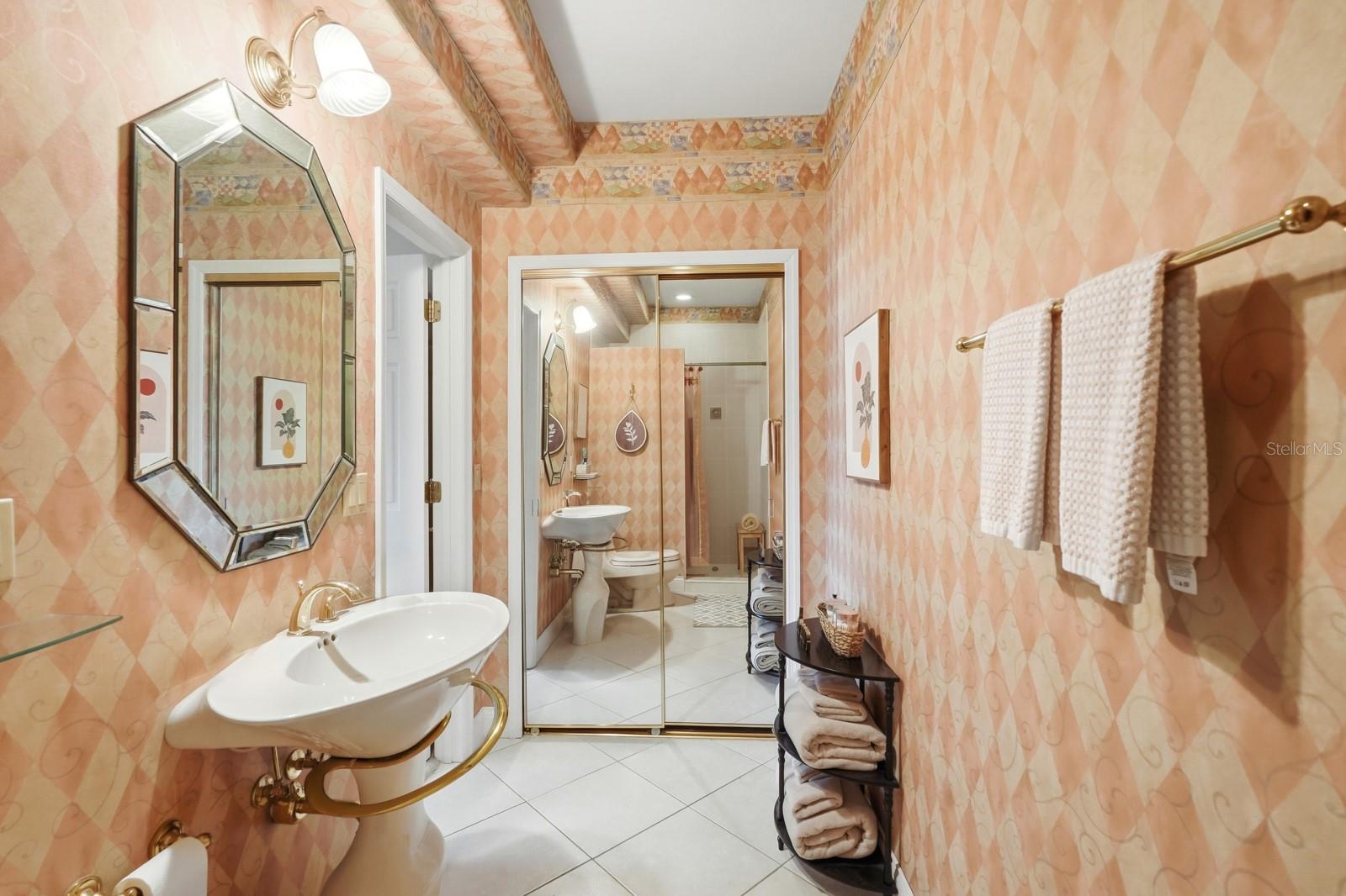 Image 51 of 92 For 10 Magnolia Lane S