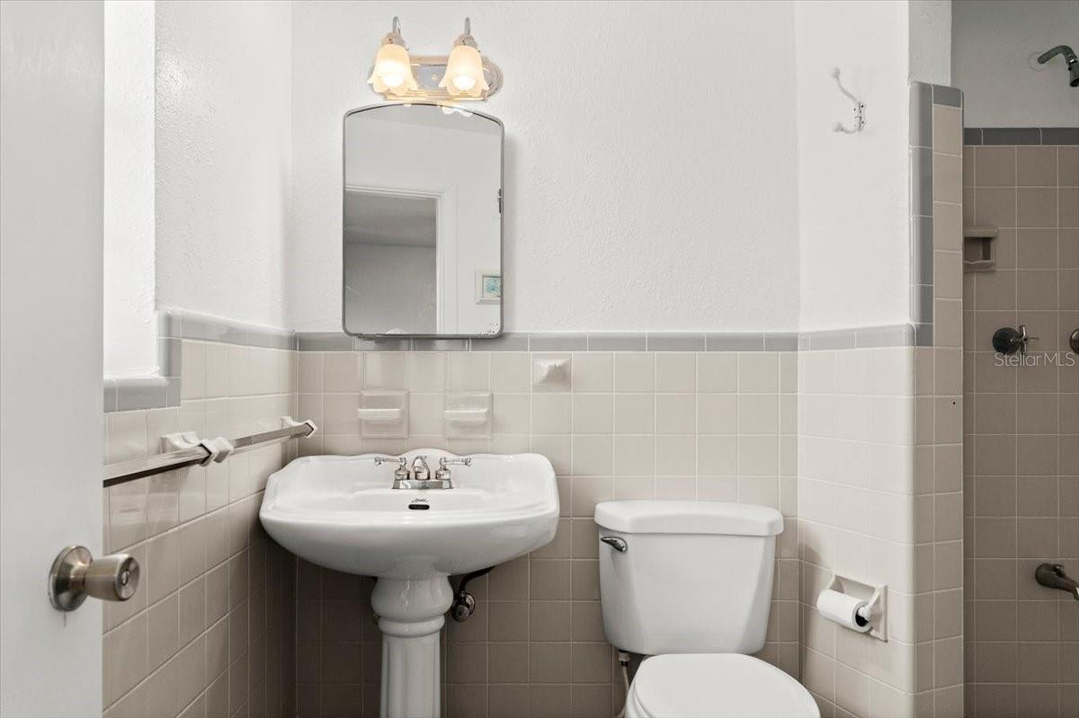 Image 39 of 58 For 1026 Bel Aire Drive