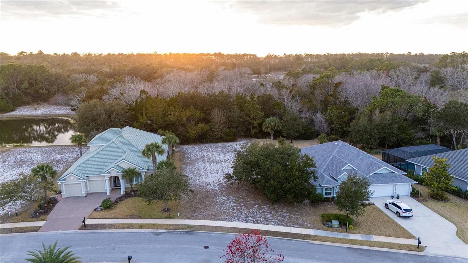 Image 19 of 23 For 43 Lakewalk Drive