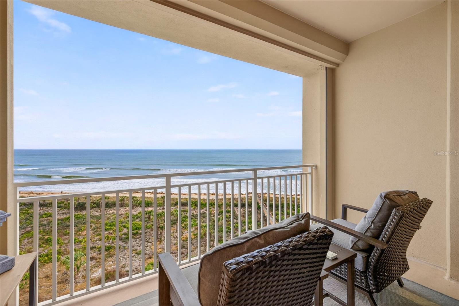 Image 41 of 78 For 80 Surfview Drive 811