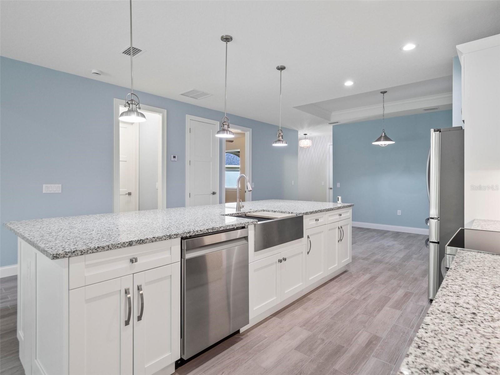 Image 6 of 24 For 127 Ullian Trail B