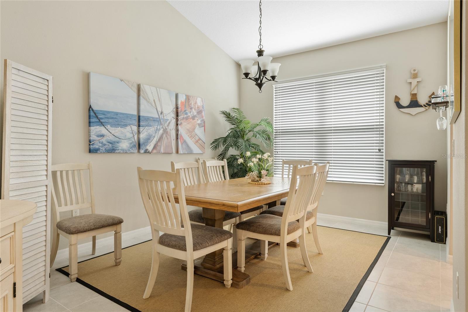 Image 14 of 37 For 107 Park Place Circle