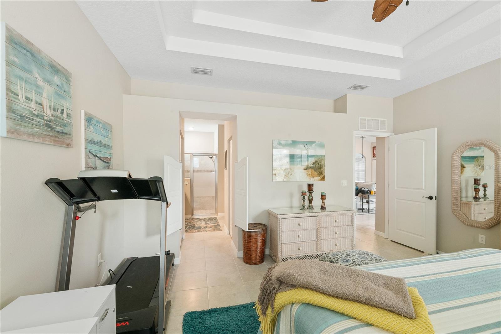 Image 16 of 37 For 107 Park Place Circle