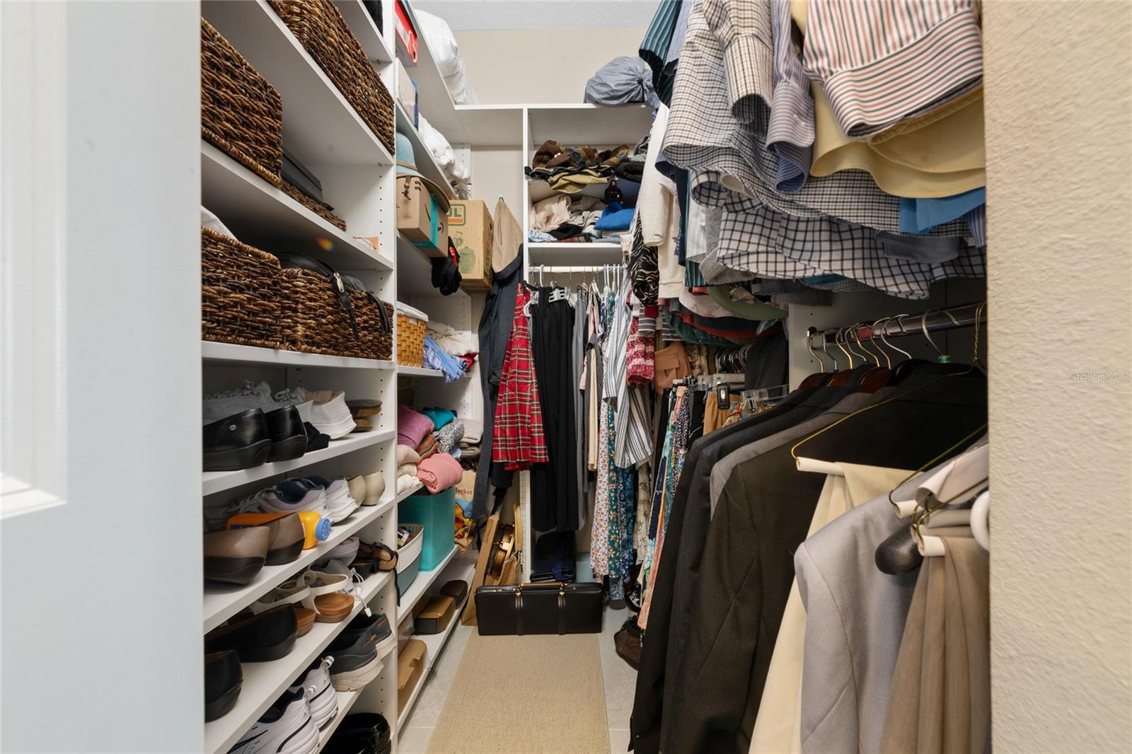 Image 17 of 37 For 107 Park Place Circle