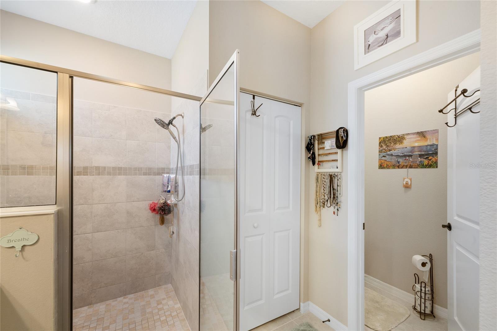 Image 19 of 37 For 107 Park Place Circle