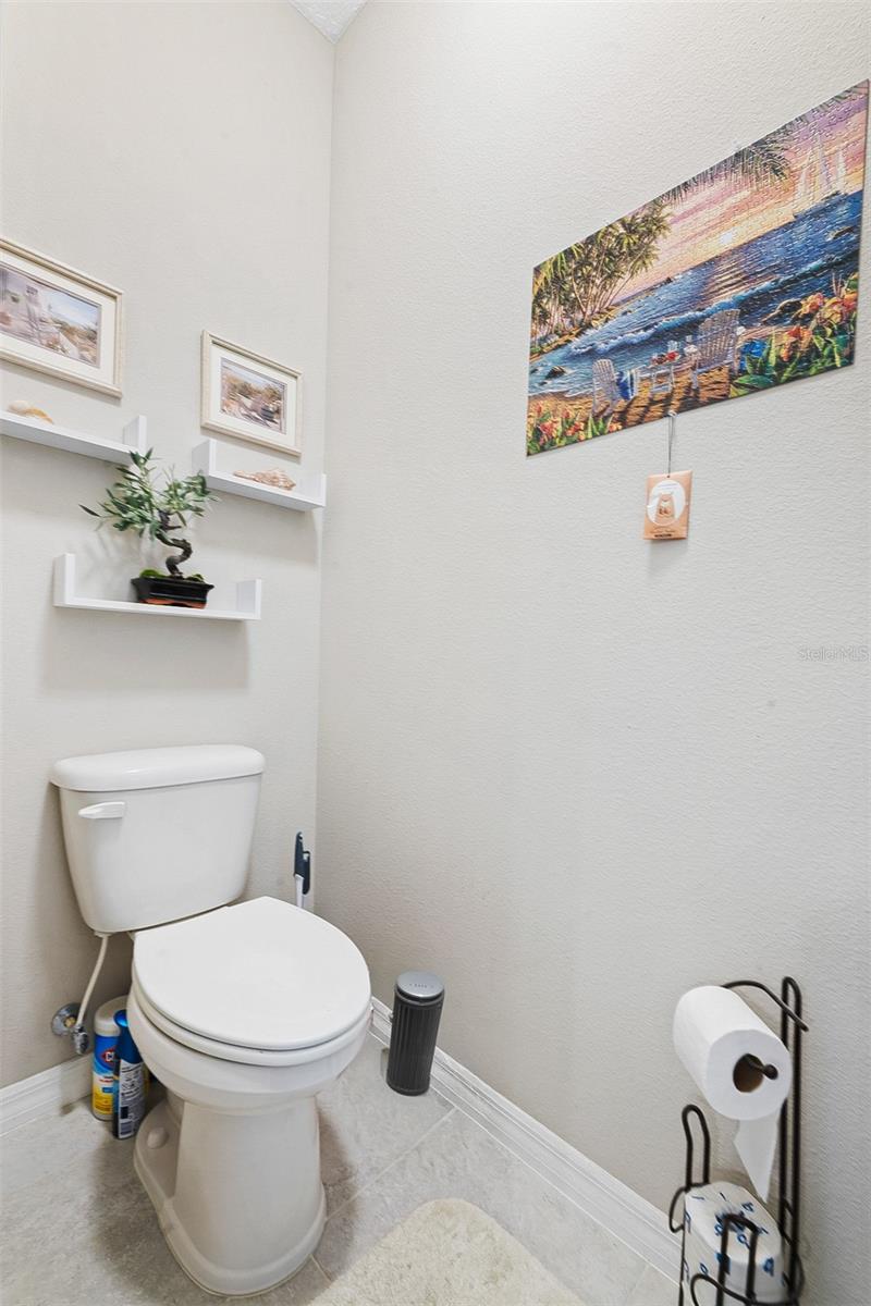 Image 20 of 37 For 107 Park Place Circle