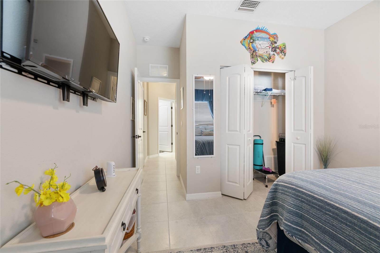 Image 26 of 37 For 107 Park Place Circle