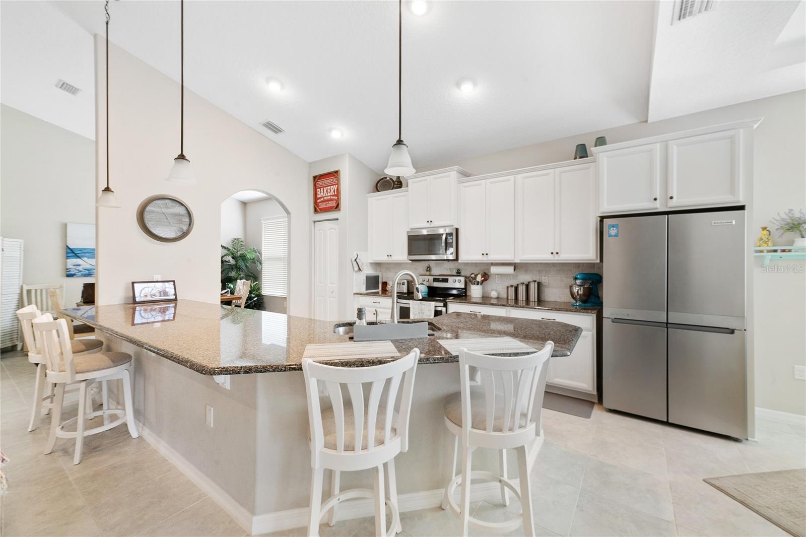 Image 5 of 37 For 107 Park Place Circle