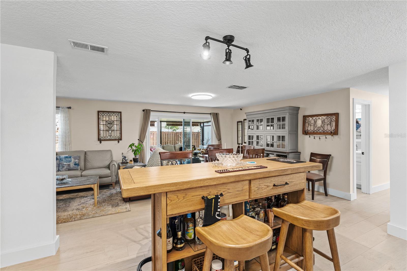 Image 15 of 36 For 2005 Oriole Lane