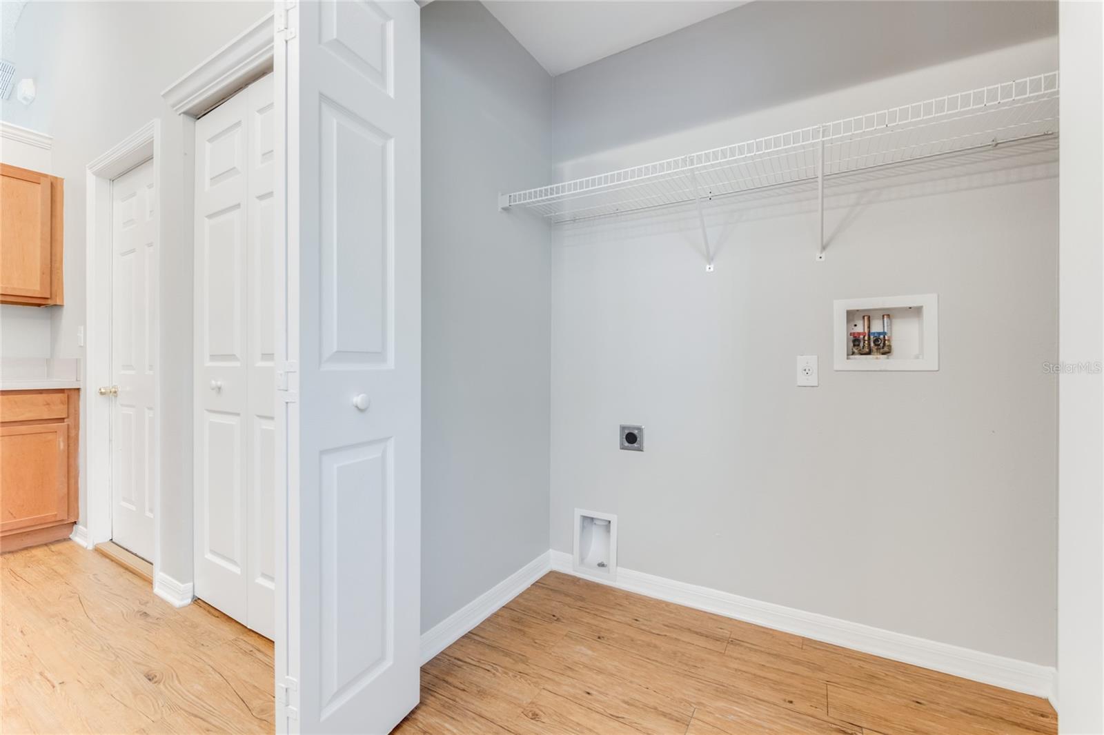 Image 6 of 26 For 209 Parkview Drive