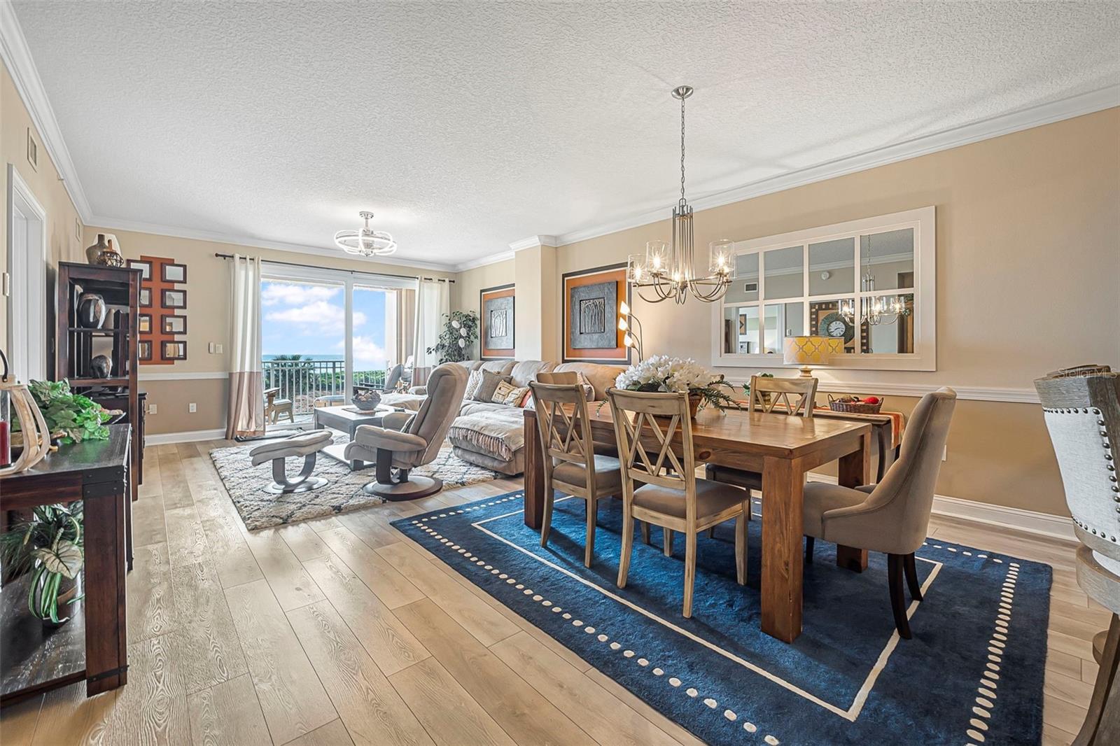 Image 11 of 35 For 60 Surfview Drive 208