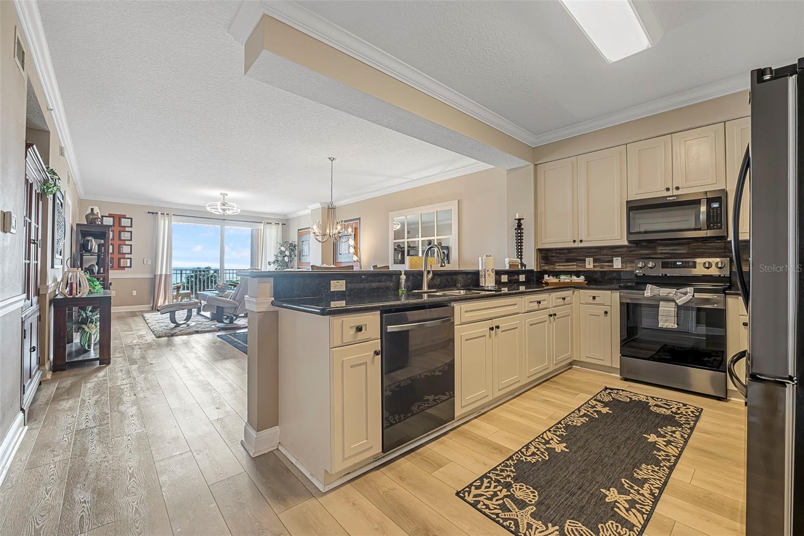 Image 6 of 35 For 60 Surfview Drive 208