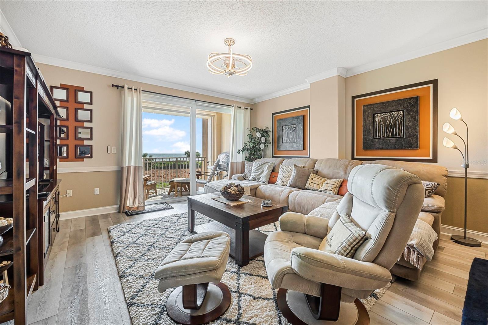 Image 8 of 35 For 60 Surfview Drive 208