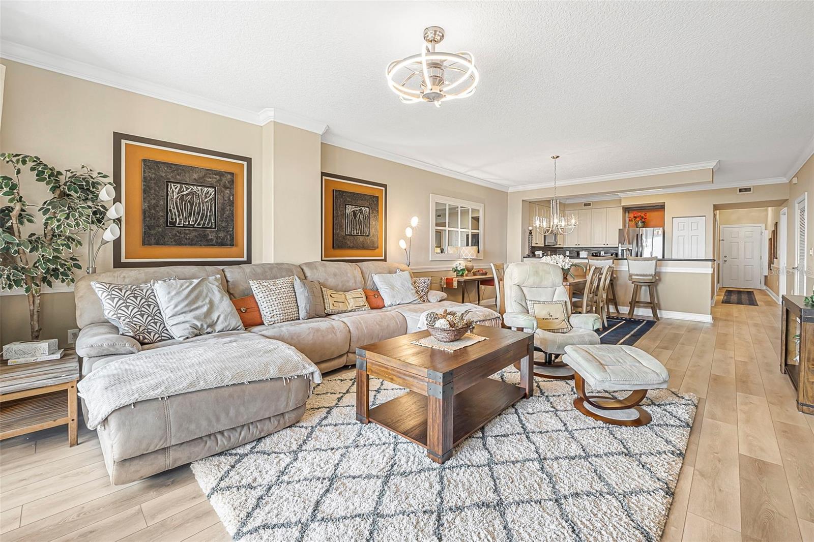 Image 9 of 35 For 60 Surfview Drive 208