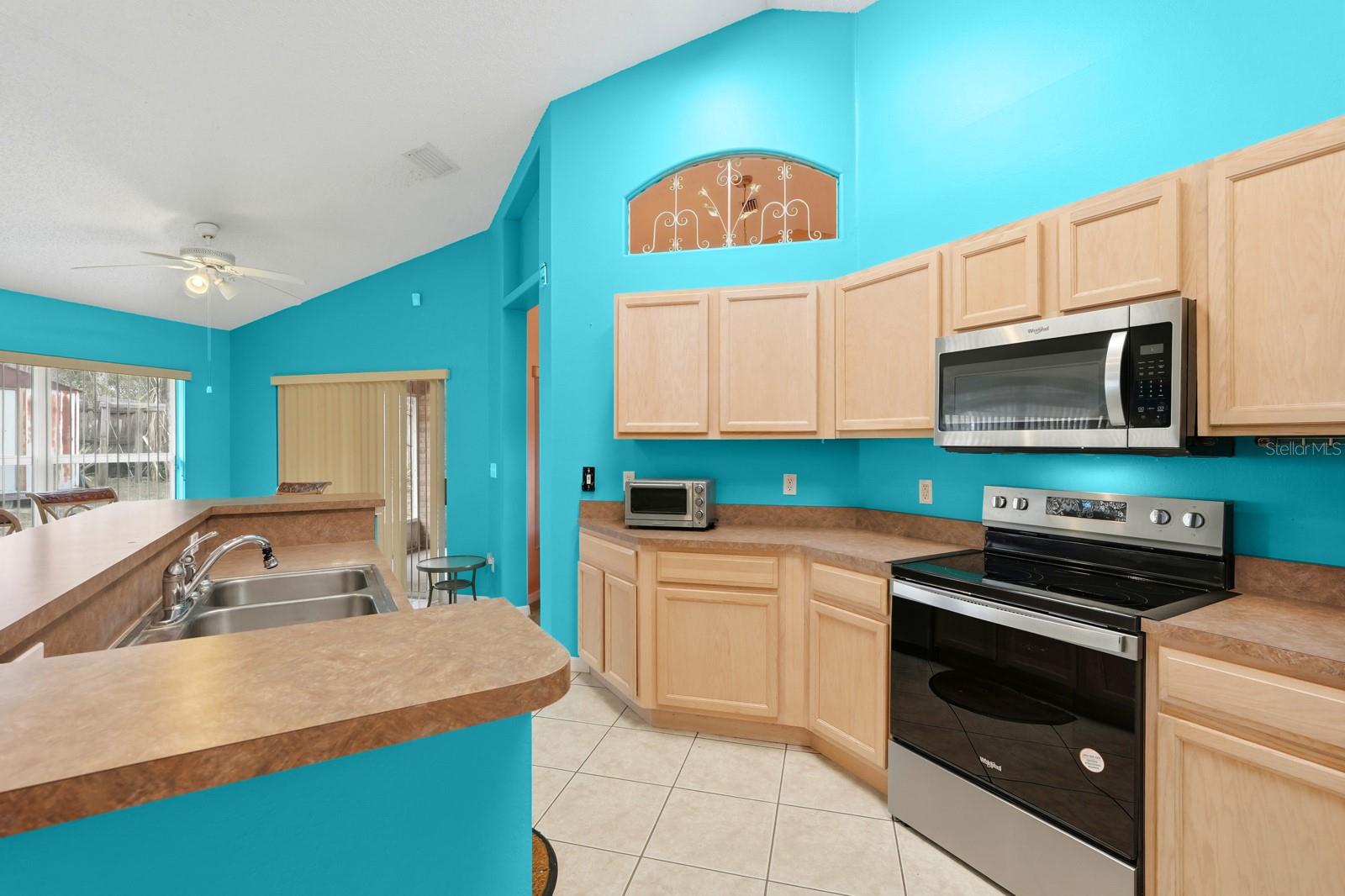 Image 11 of 28 For 2270 Carson Lane