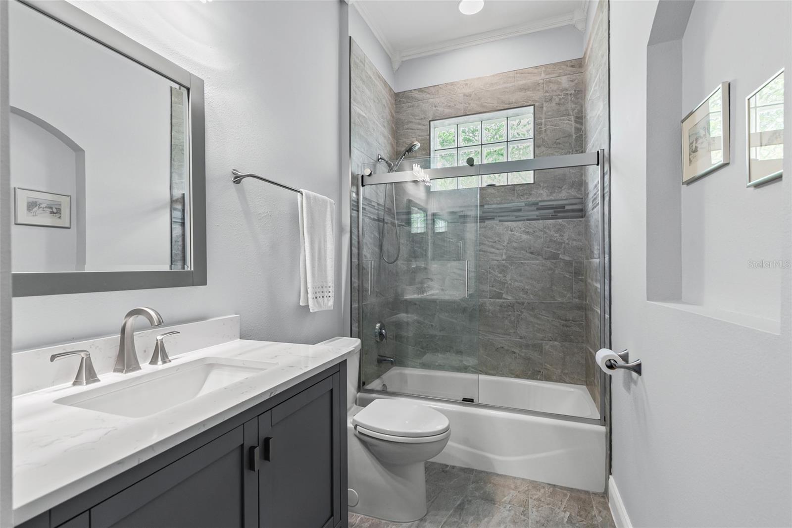 Image 33 of 63 For 13 Village View Drive