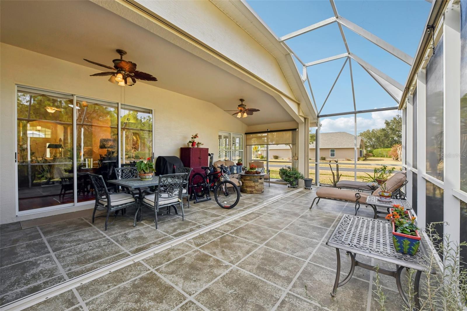 Image 42 of 79 For 1433 Areca Palm Drive