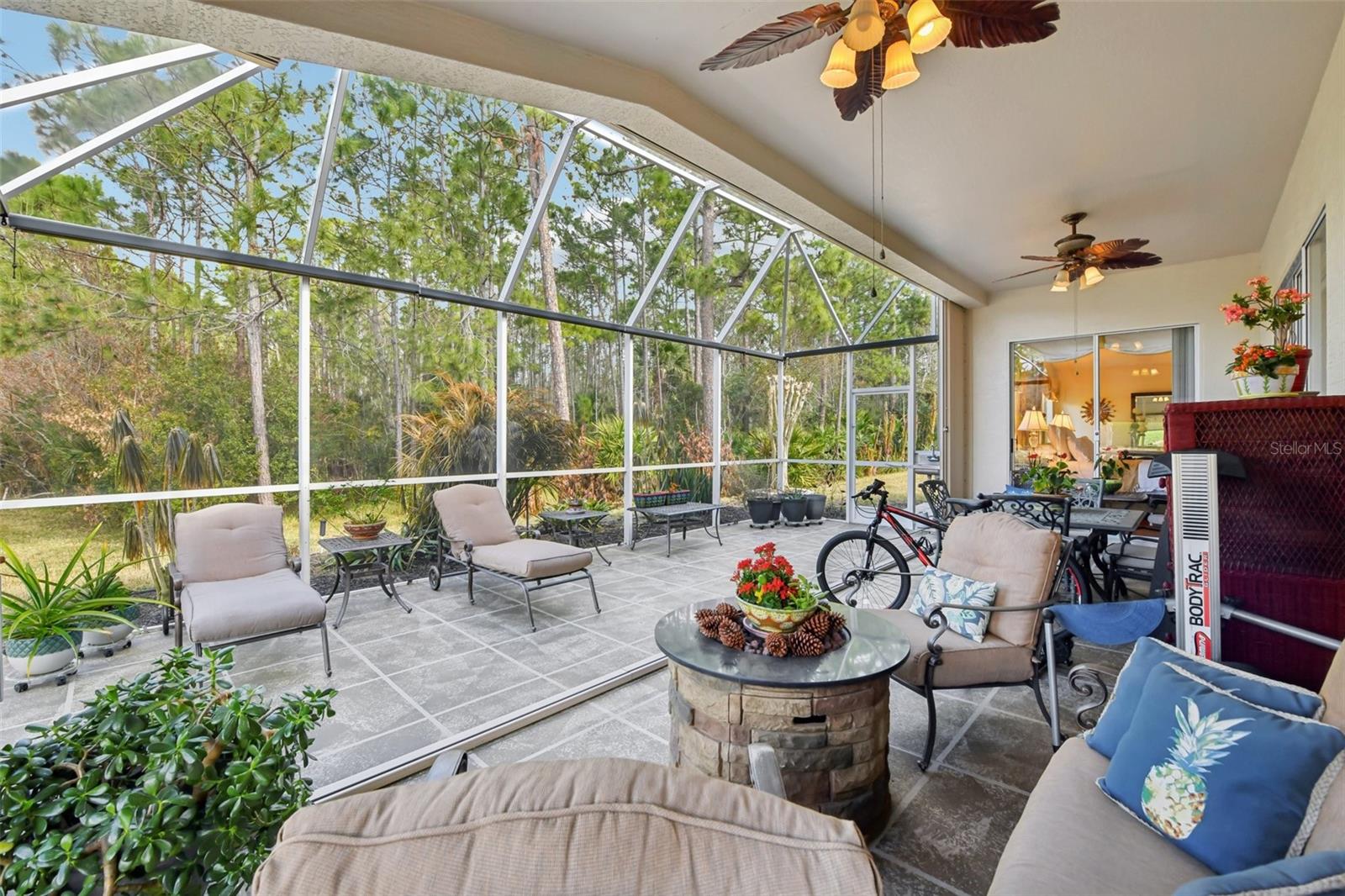 Image 43 of 79 For 1433 Areca Palm Drive