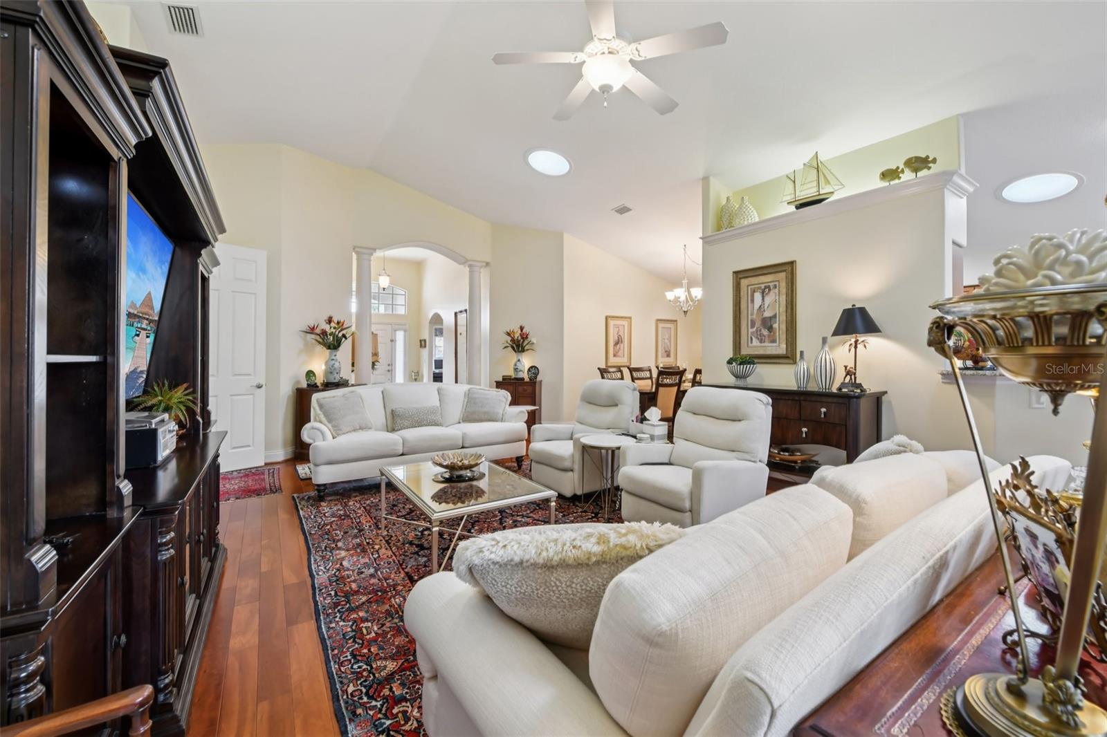 Image 8 of 79 For 1433 Areca Palm Drive