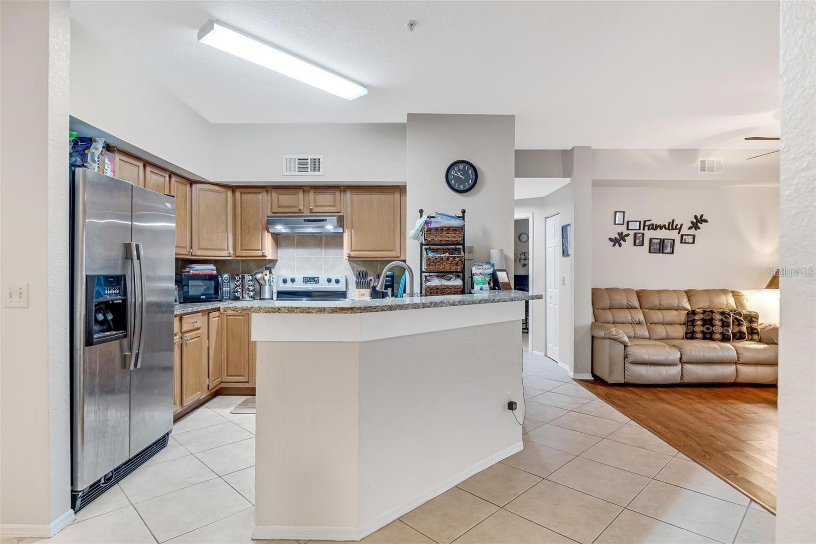 Image 10 of 35 For 829 Camargo Way 209