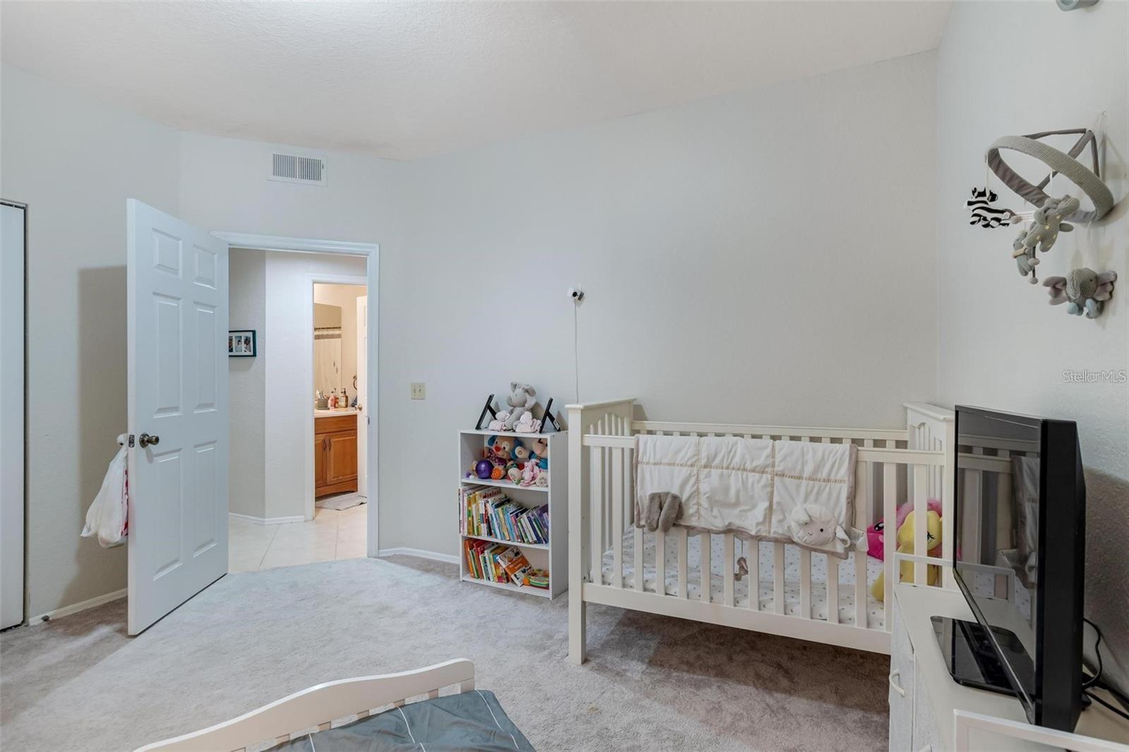 Image 22 of 35 For 829 Camargo Way 209