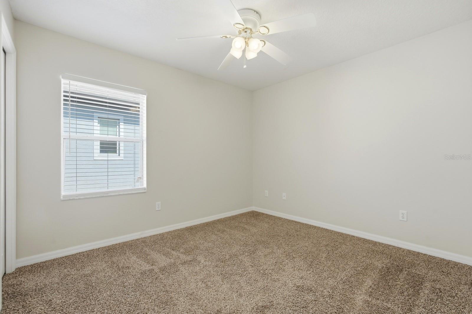 Image 19 of 31 For 5 Lynn Place A