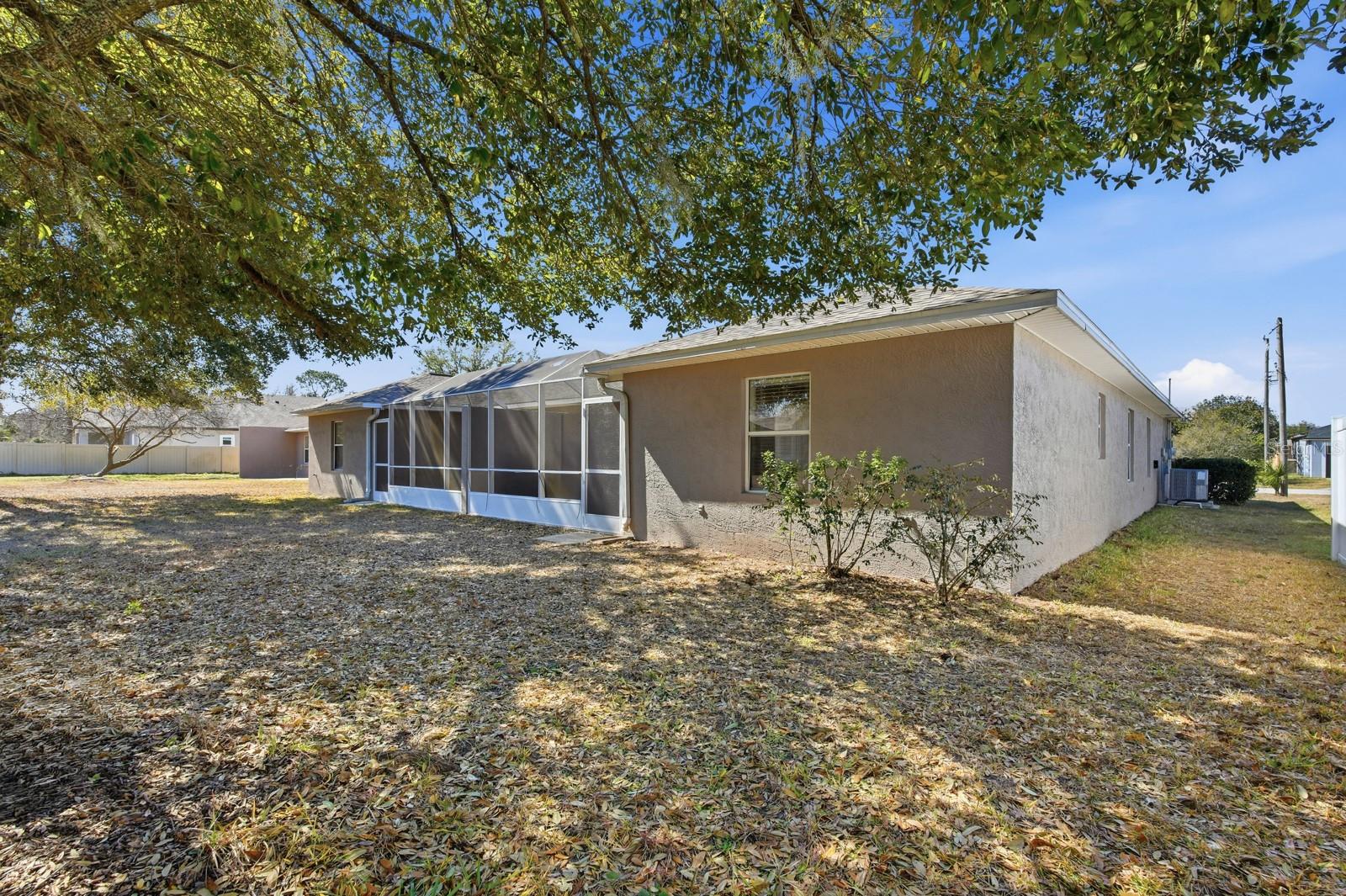 Image 22 of 31 For 5 Lynn Place A