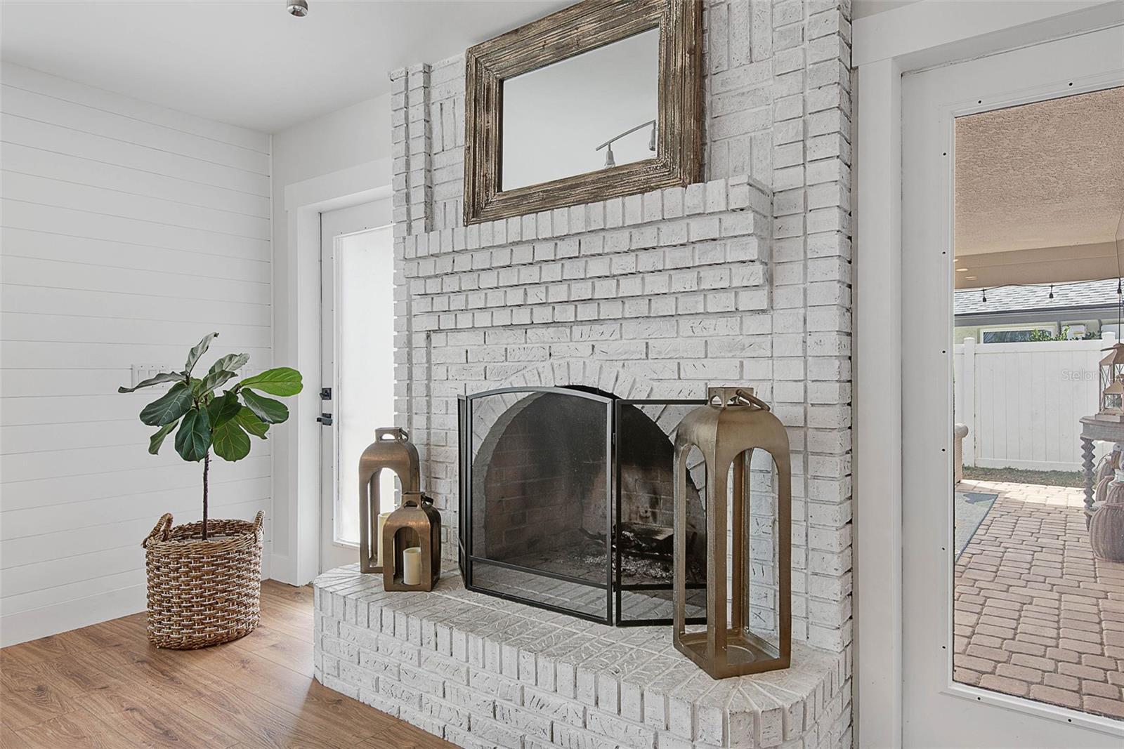 Image 27 of 100 For 15 Colony Court