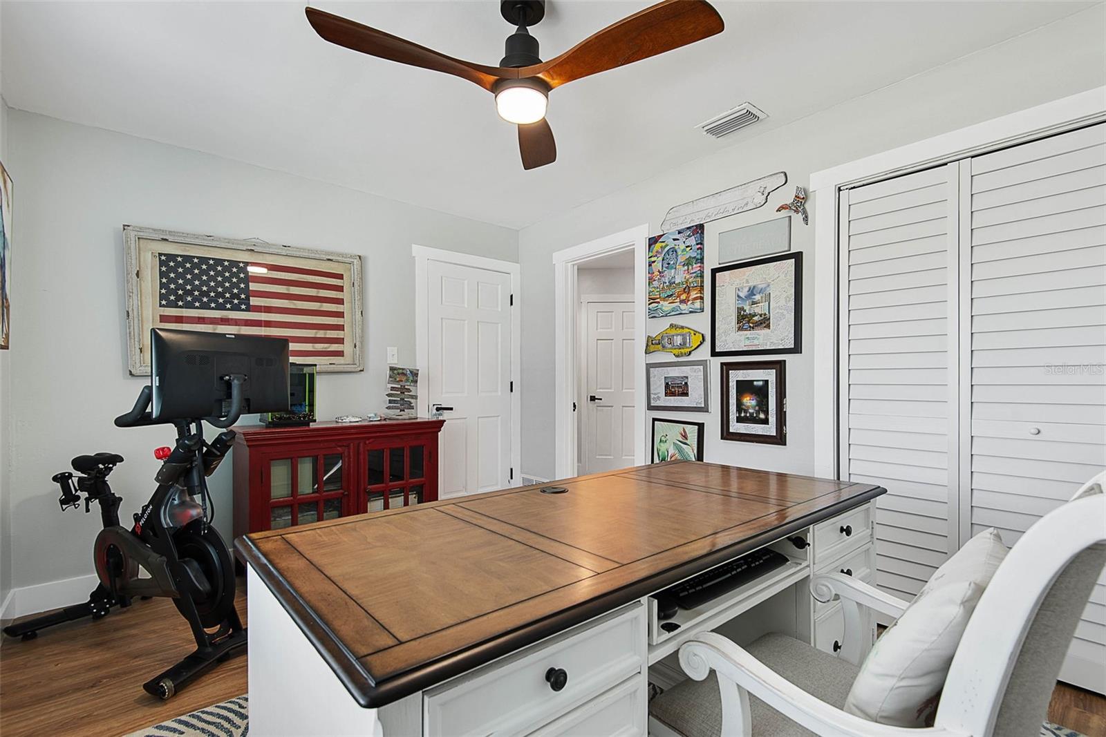 Image 29 of 100 For 15 Colony Court