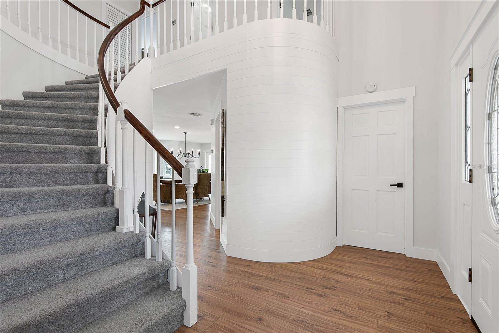 Image 32 of 100 For 15 Colony Court